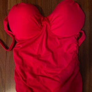 Victoria’s Secret tankini size 32DD